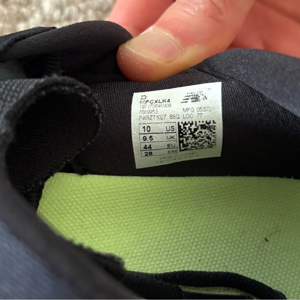 New Balance Men's FuelCell Rebel v4 - Picture 7 of 7